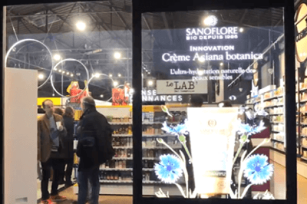 מדבקת לד שקופה